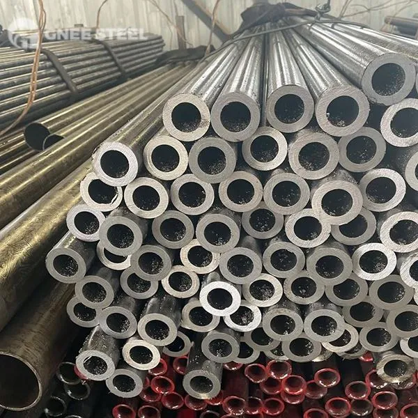 26MO2 Tubos de precisão desenhados sem costura