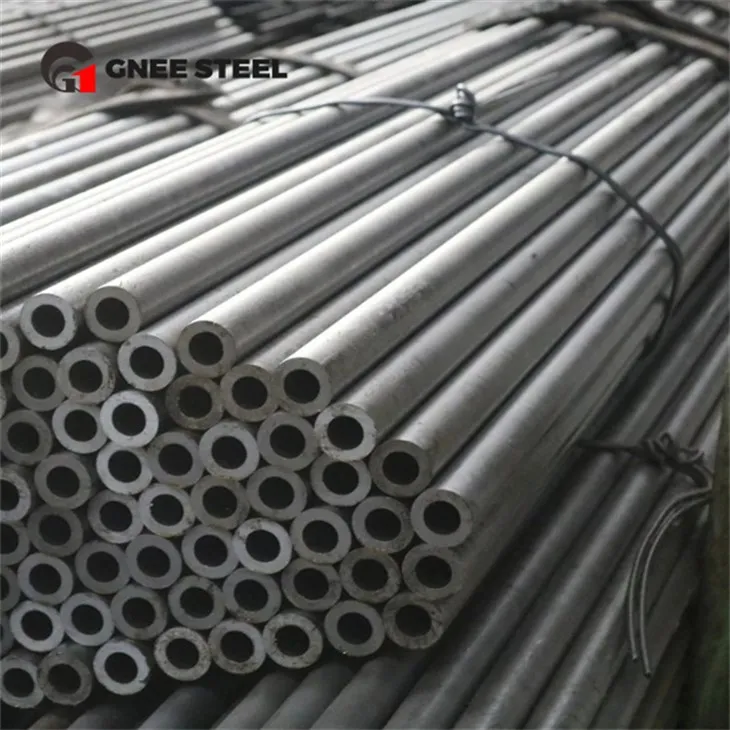 Tubo de aço carbono sem costura DIN 1630