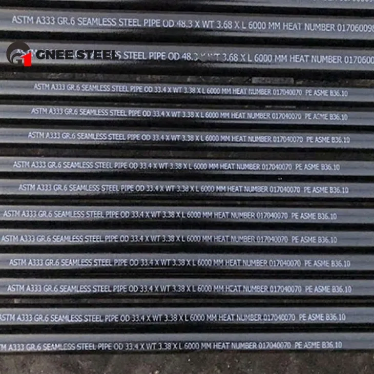 Um tubo de aço carbono A333 6